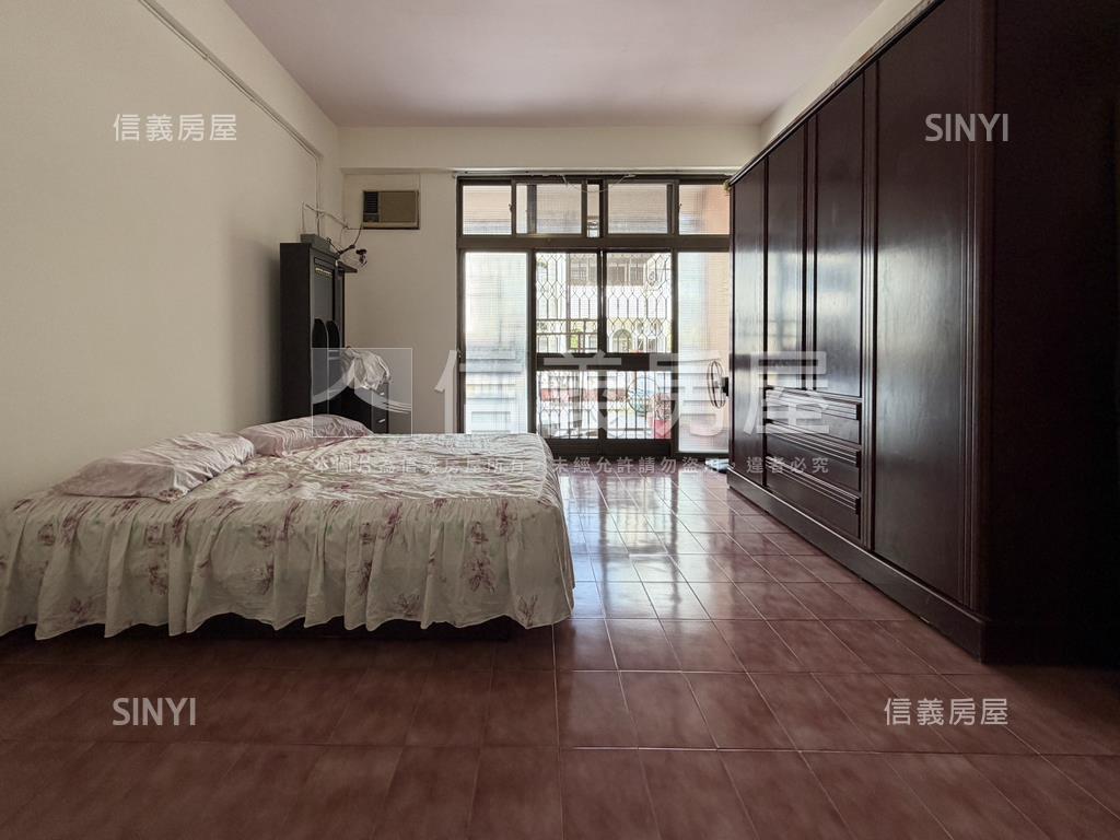 崇明學區採光棒棒傳統透天房屋室內格局與周邊環境