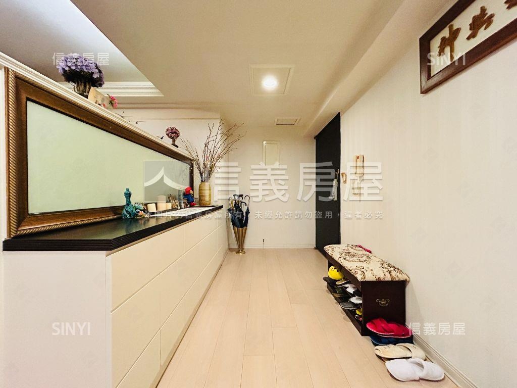 海揚Ａ棟美屋四房房屋室內格局與周邊環境