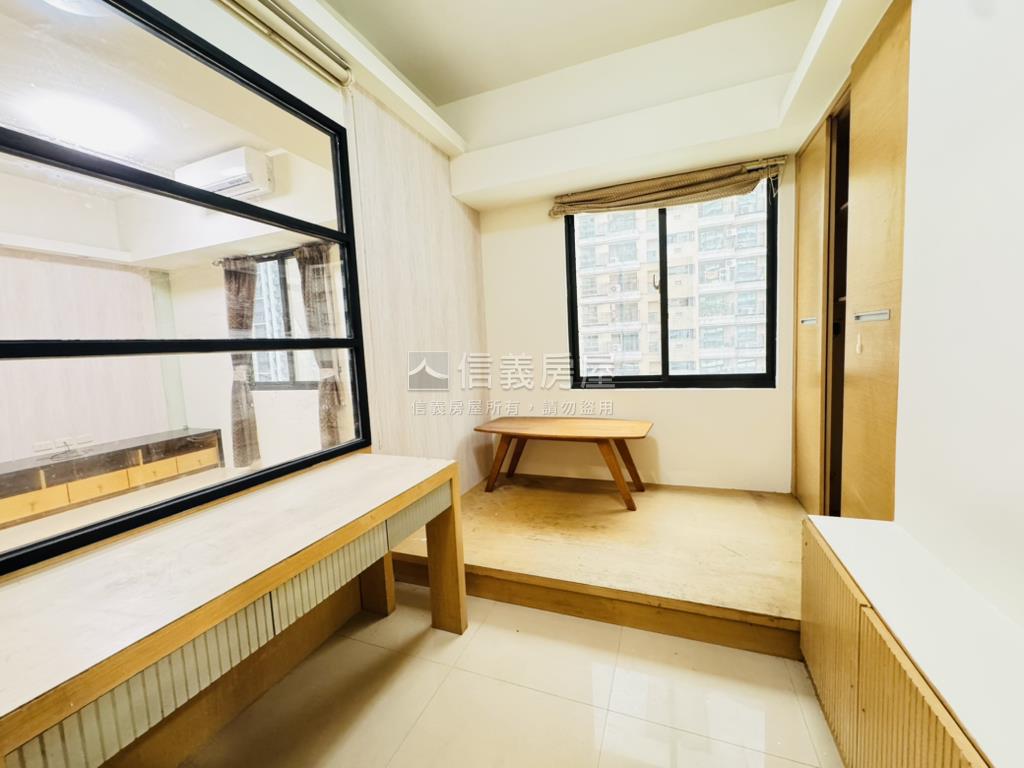 巨蛋採光美２房房屋室內格局與周邊環境