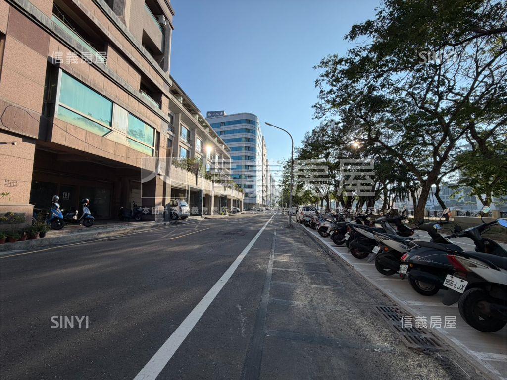 河景一房一廳附平車房屋室內格局與周邊環境