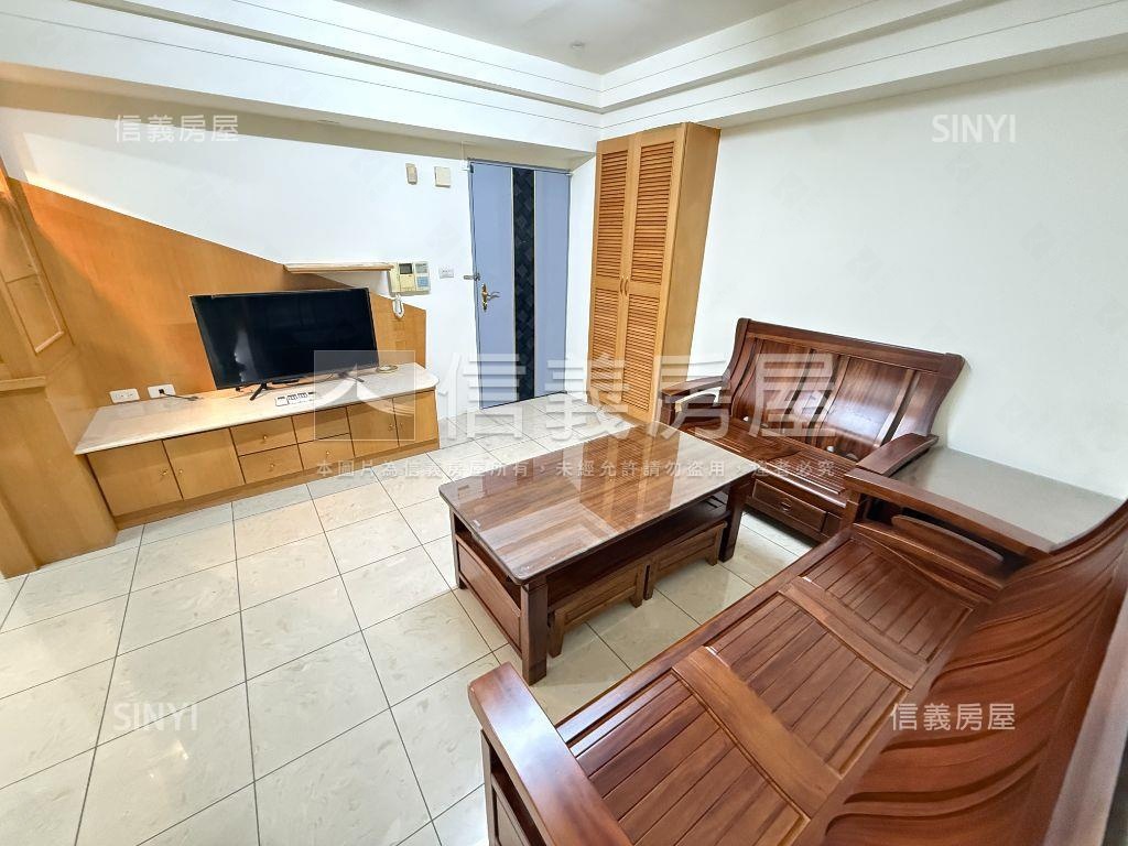 老爺華廈電梯３房車位房屋室內格局與周邊環境