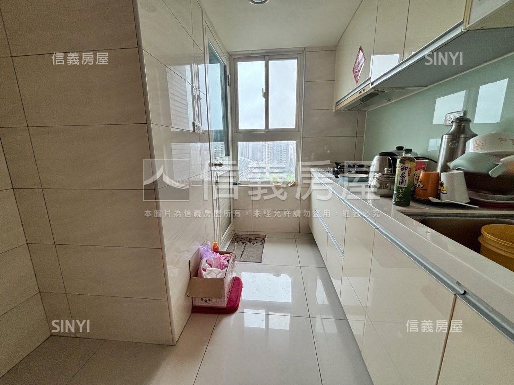 ＶＩＴＡ景觀戶三房帶車位房屋室內格局與周邊環境