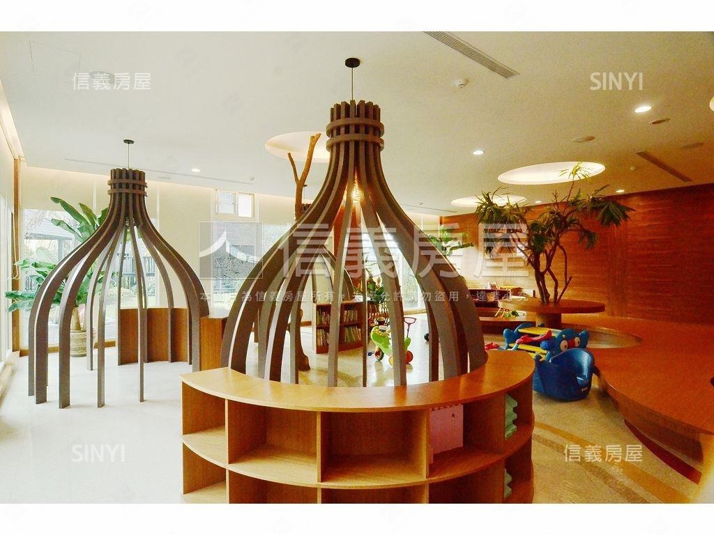 ＶＩＴＡ景觀戶三房帶車位房屋室內格局與周邊環境