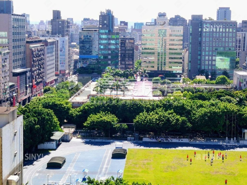 景觀電梯２房稀有釋出房屋室內格局與周邊環境