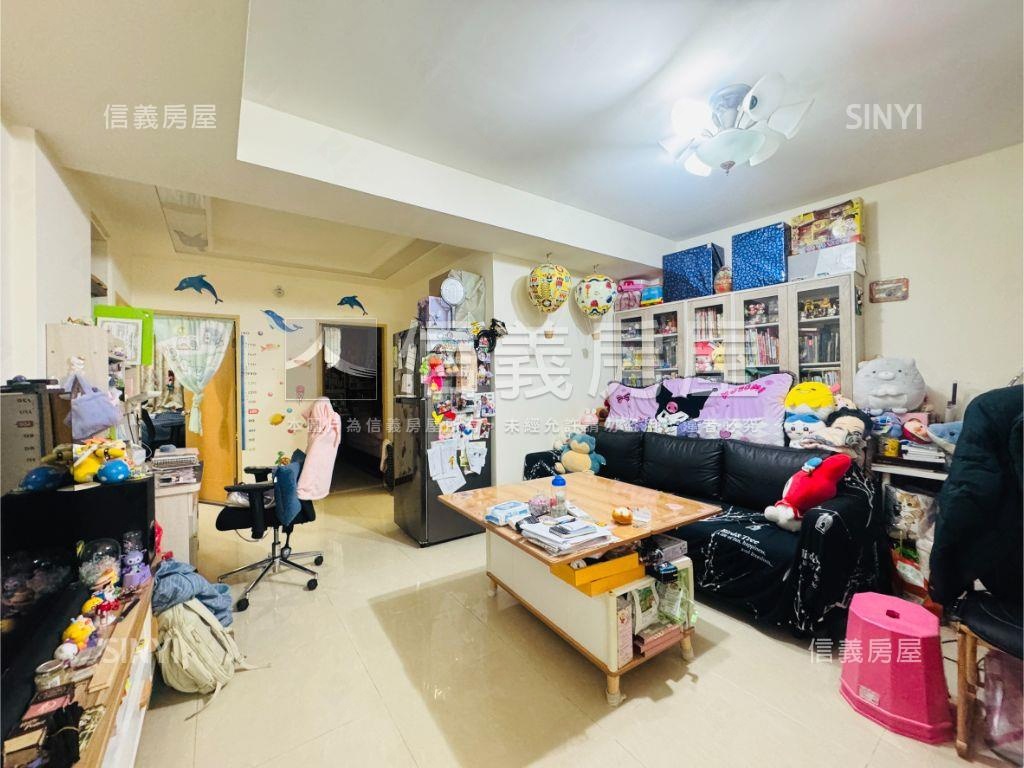 中山國小稀有兩房獨戶公寓房屋室內格局與周邊環境