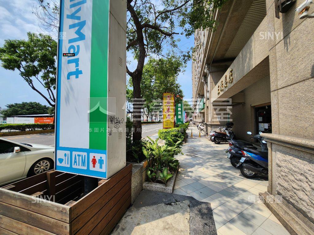 經國路二段大面寬店面房屋室內格局與周邊環境