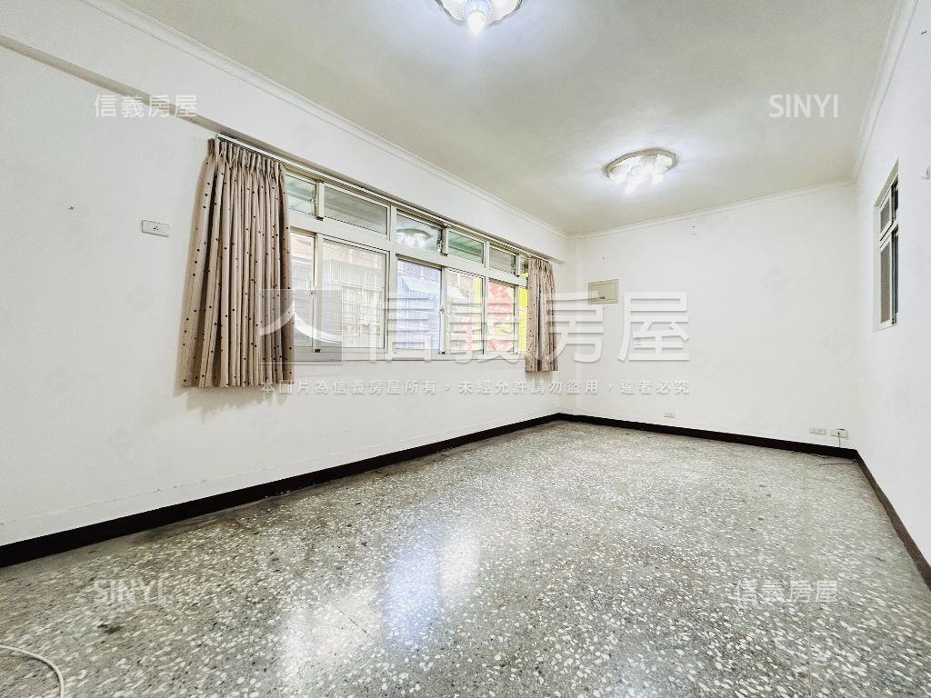 大仁街方正雙併二樓房屋室內格局與周邊環境