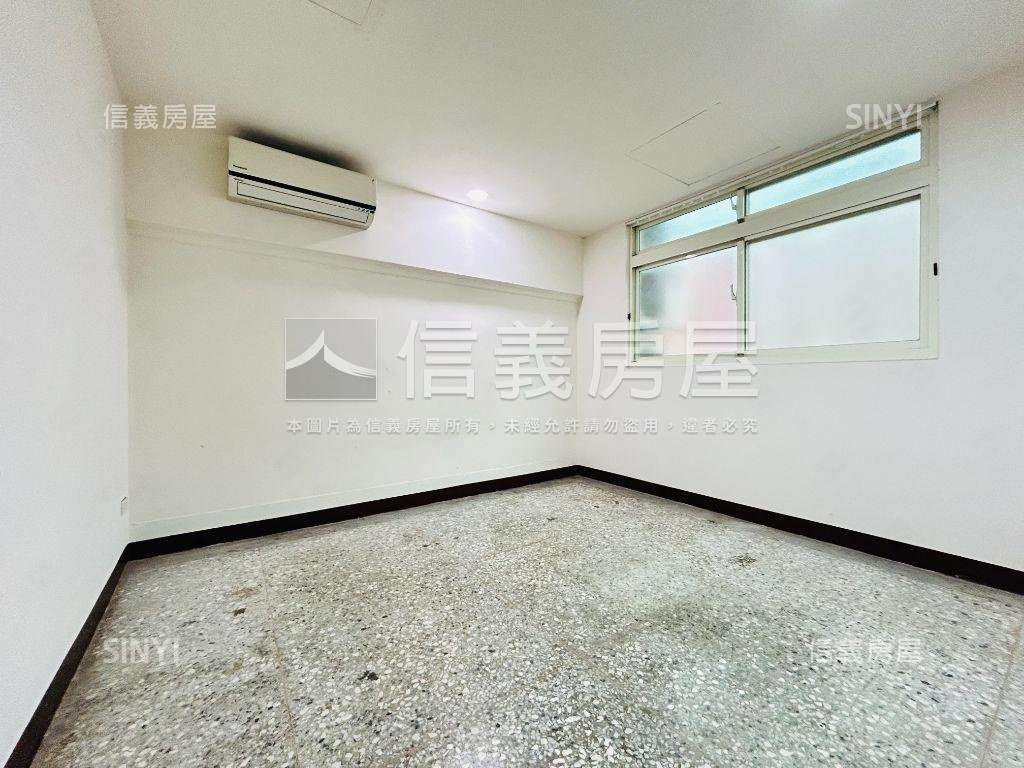 大仁街方正雙併二樓房屋室內格局與周邊環境