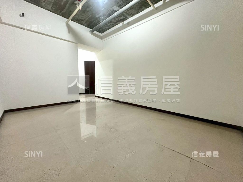 百達富裔稀有未住過空間大房屋室內格局與周邊環境