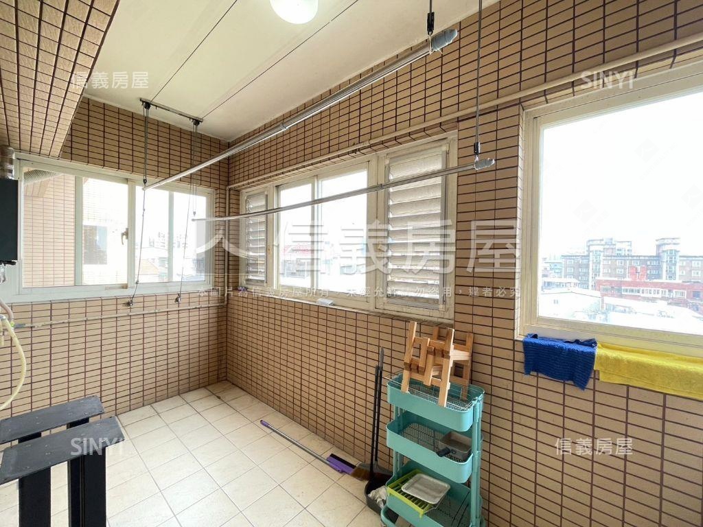 Ａ８涵舍採光三房稀有釋出房屋室內格局與周邊環境