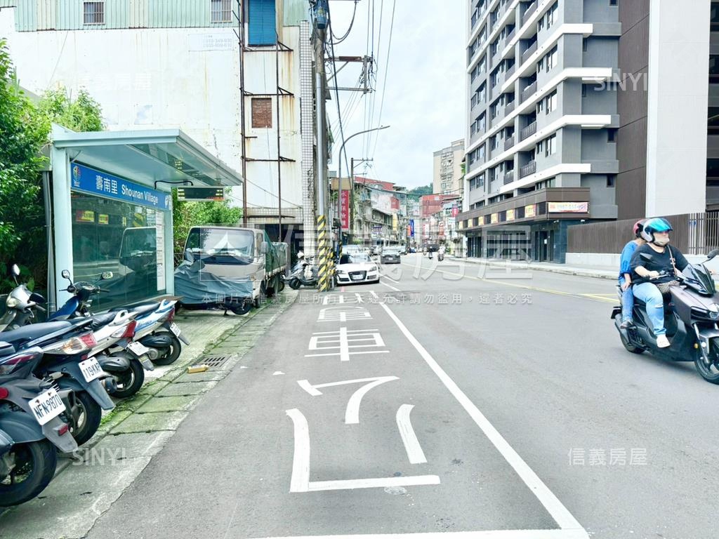 南山大苑雙車位房屋室內格局與周邊環境