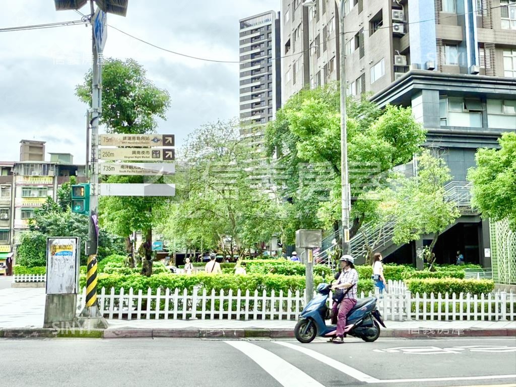南山大苑雙車位房屋室內格局與周邊環境