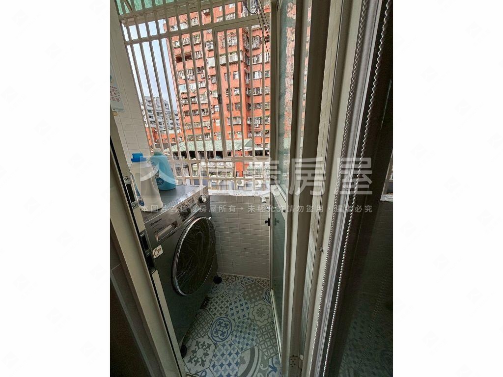 信義新貴經典小豪宅房屋室內格局與周邊環境