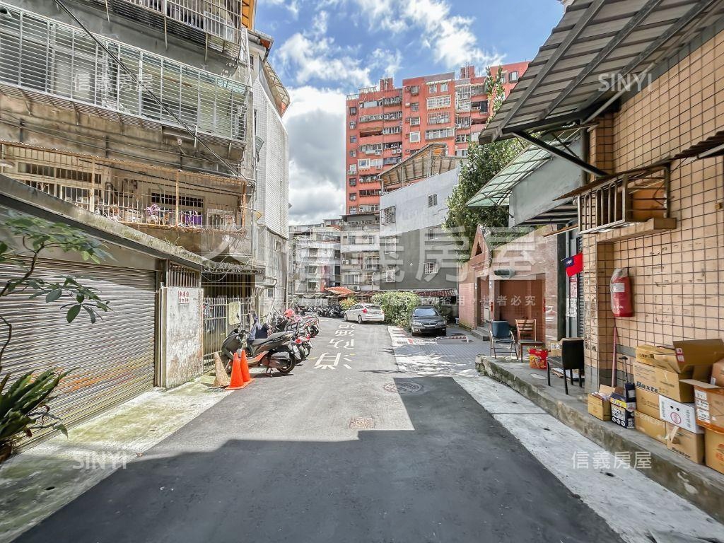 信義新貴經典小豪宅房屋室內格局與周邊環境