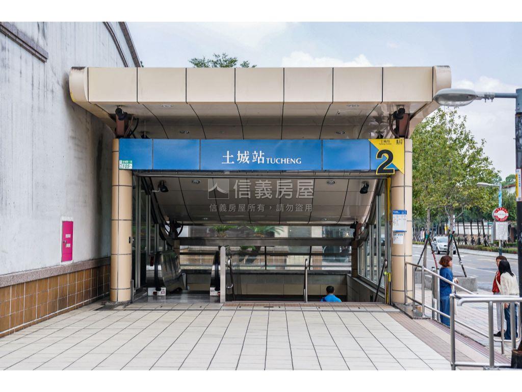 欣隆經典電梯兩房房屋室內格局與周邊環境