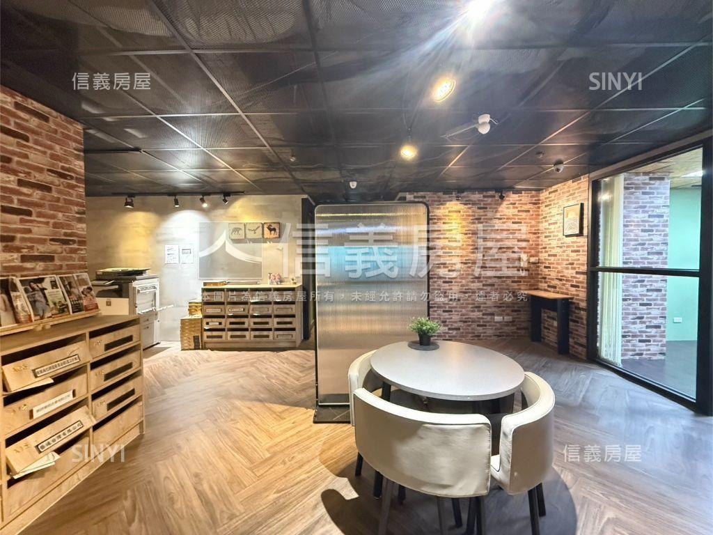 洛克斐勒大坪精美商辦房屋室內格局與周邊環境