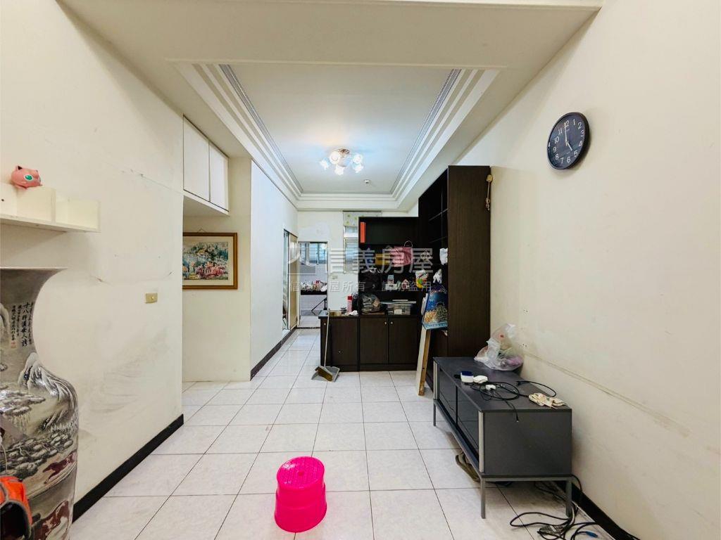 興隆國小大空間美一樓房屋室內格局與周邊環境
