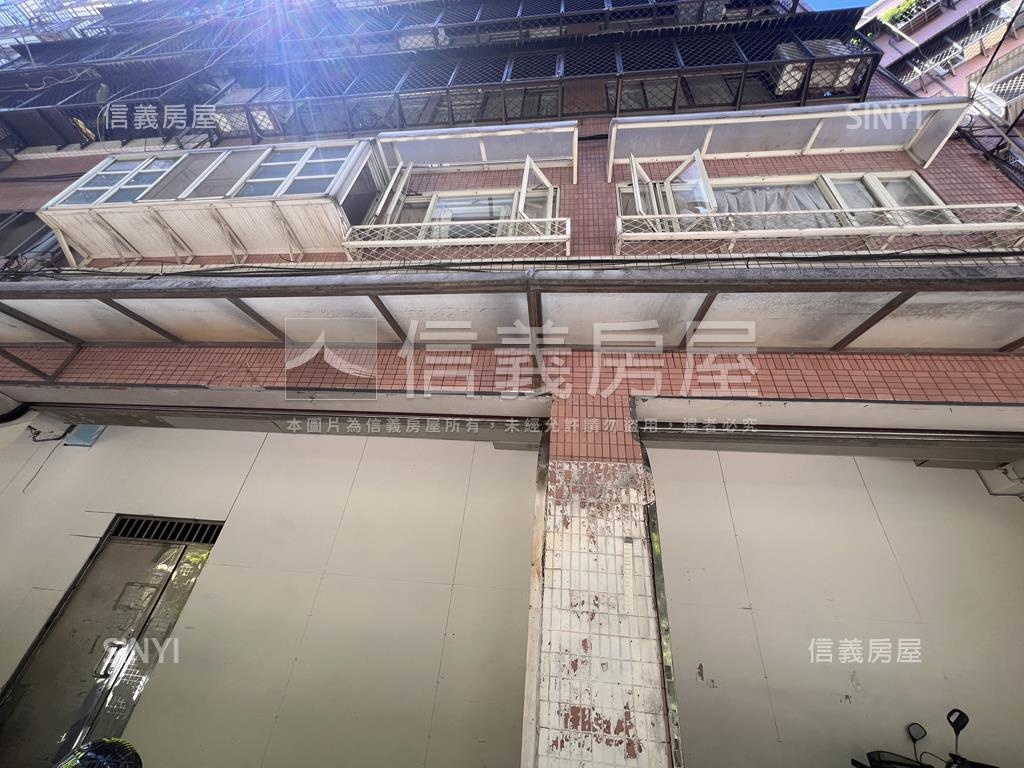 永寧華廈寬巷一樓房屋室內格局與周邊環境