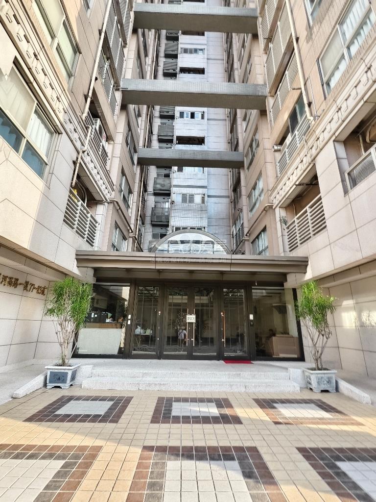 樺福水悅河岸美景樓中樓房屋室內格局與周邊環境