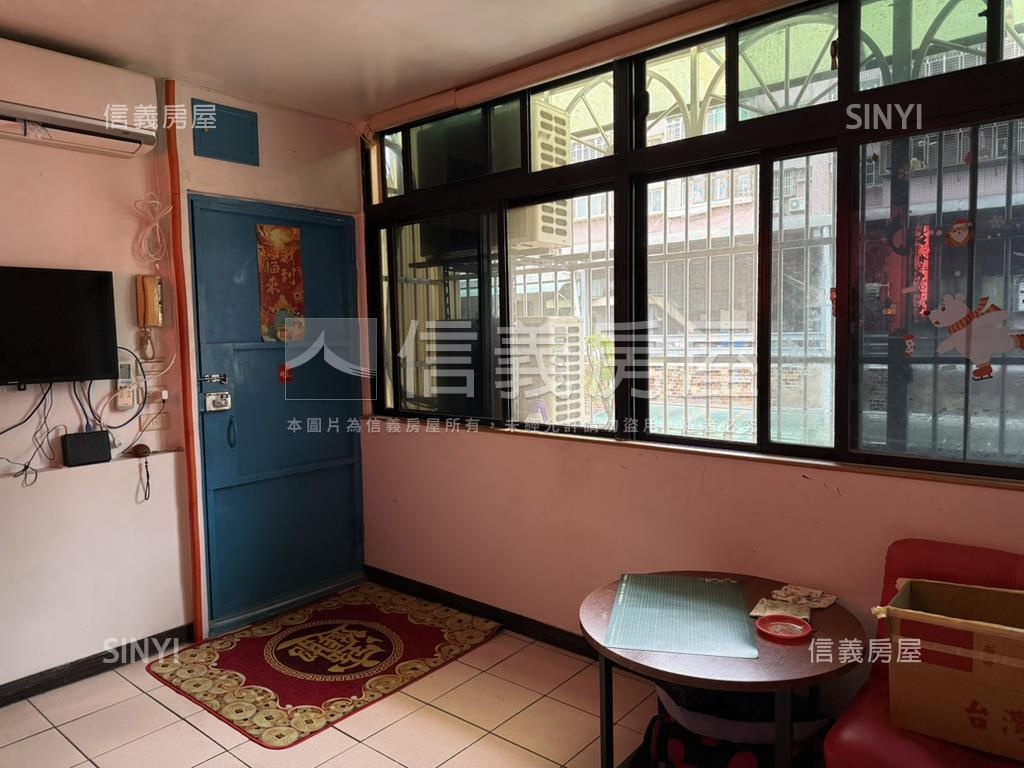 思源美寓頂樓大空間房屋室內格局與周邊環境