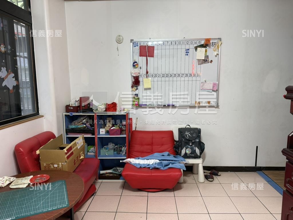 思源美寓頂樓大空間房屋室內格局與周邊環境