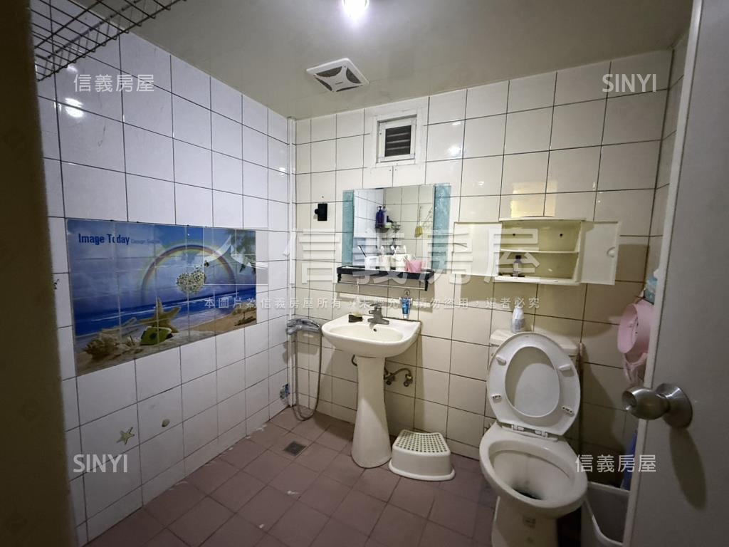 思源美寓頂樓大空間房屋室內格局與周邊環境