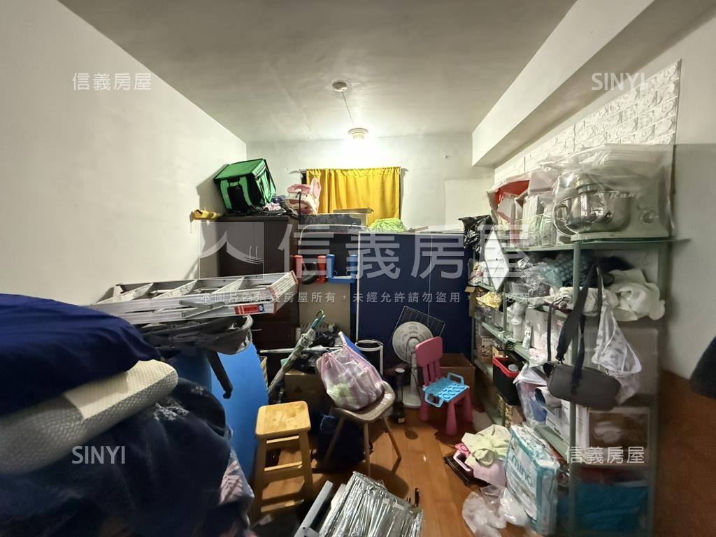 思源美寓頂樓大空間房屋室內格局與周邊環境