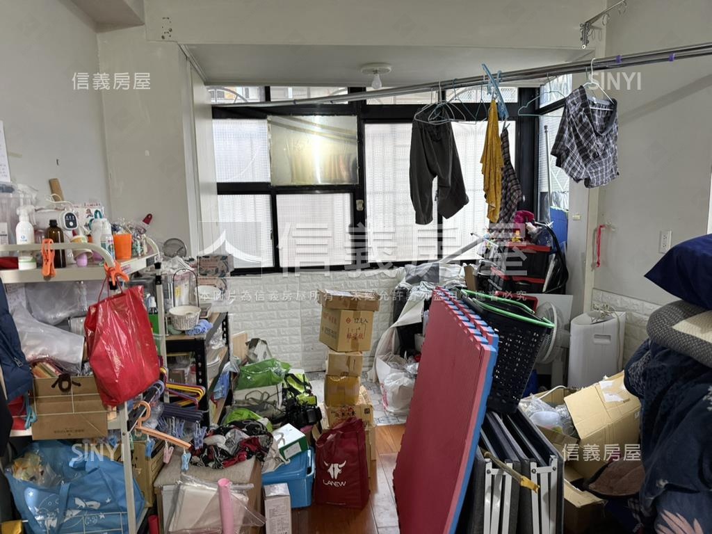 思源美寓頂樓大空間房屋室內格局與周邊環境