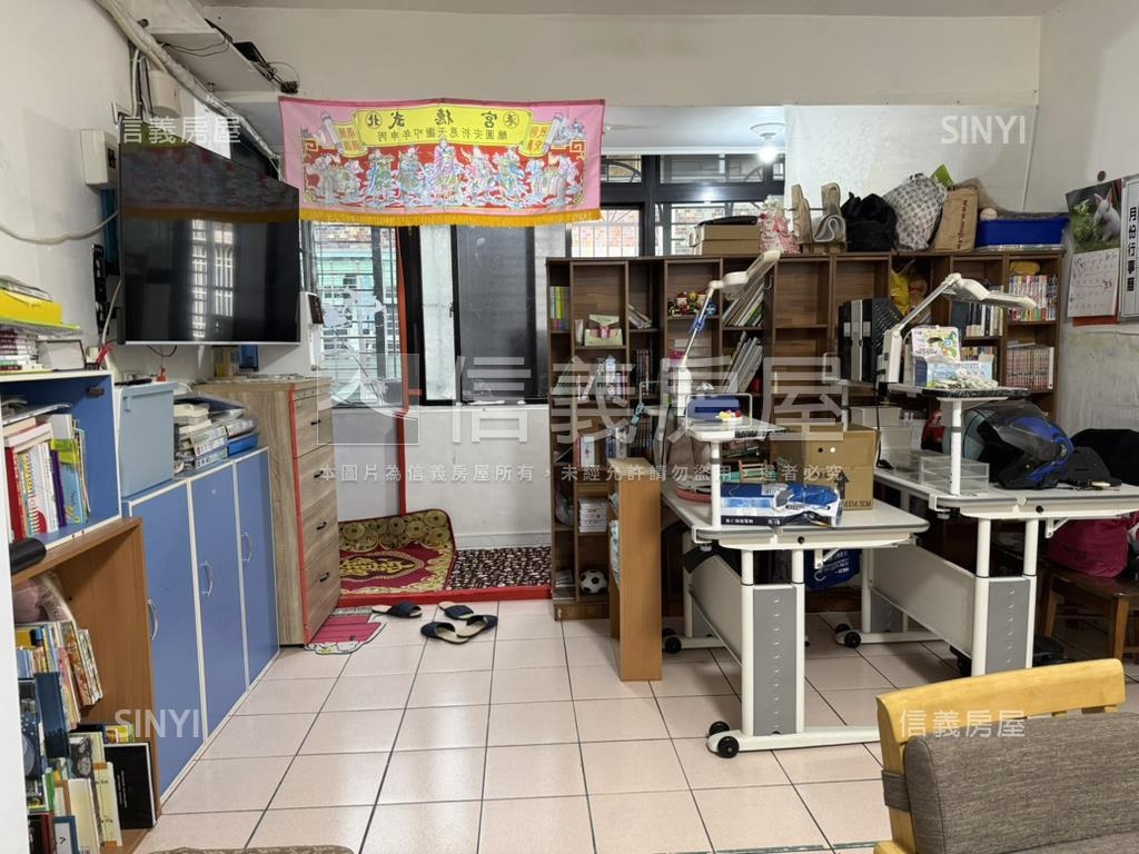 思源美寓頂樓大空間房屋室內格局與周邊環境