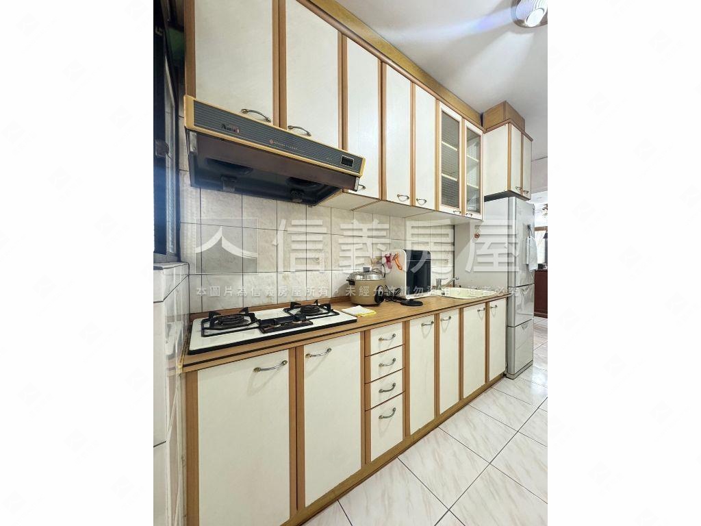 台電大樓四房高樓電梯宅房屋室內格局與周邊環境