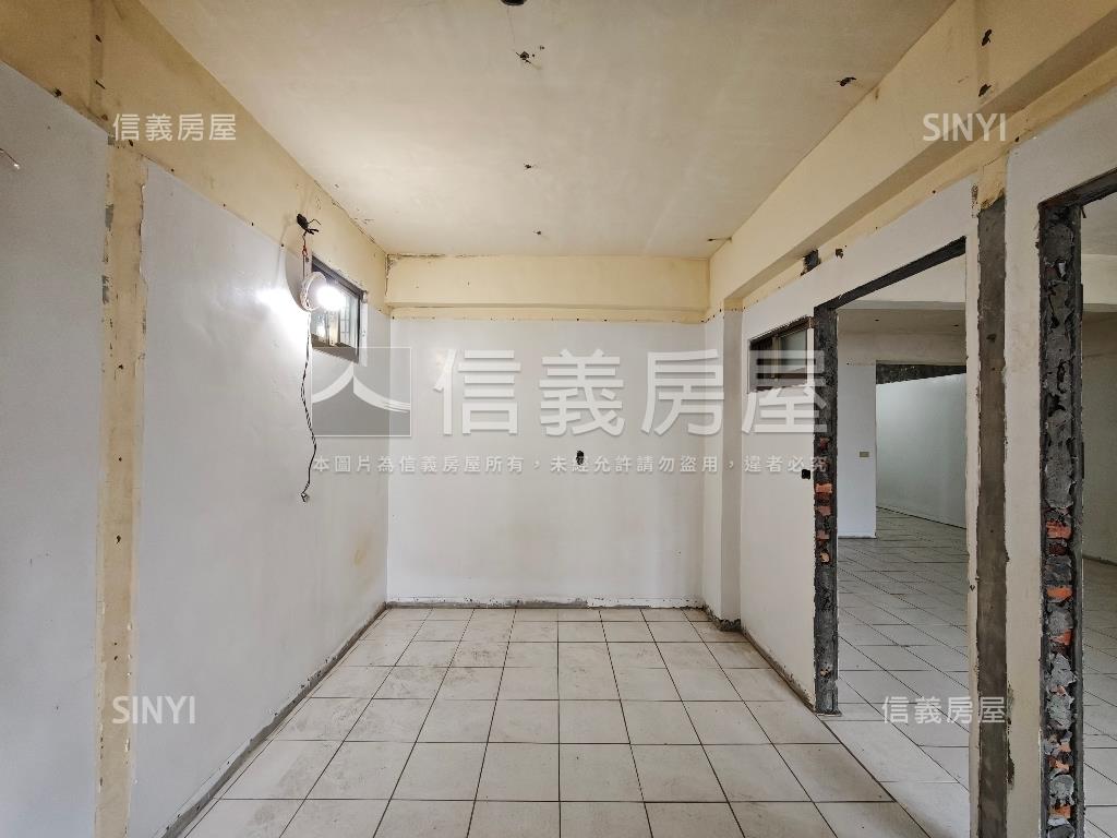 哥德花園公寓四樓房屋室內格局與周邊環境