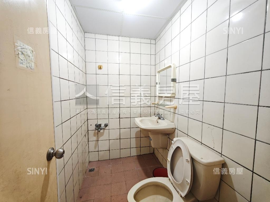 哥德花園公寓四樓房屋室內格局與周邊環境