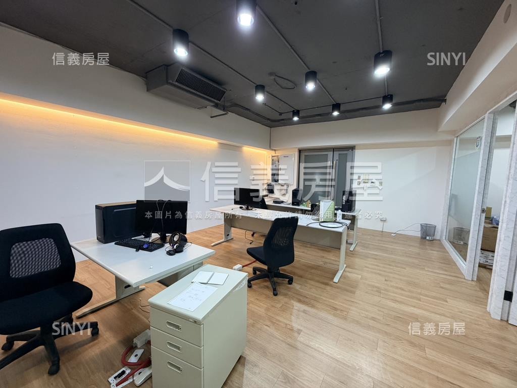 ＲＩＣＨ５８稀有辦公室房屋室內格局與周邊環境