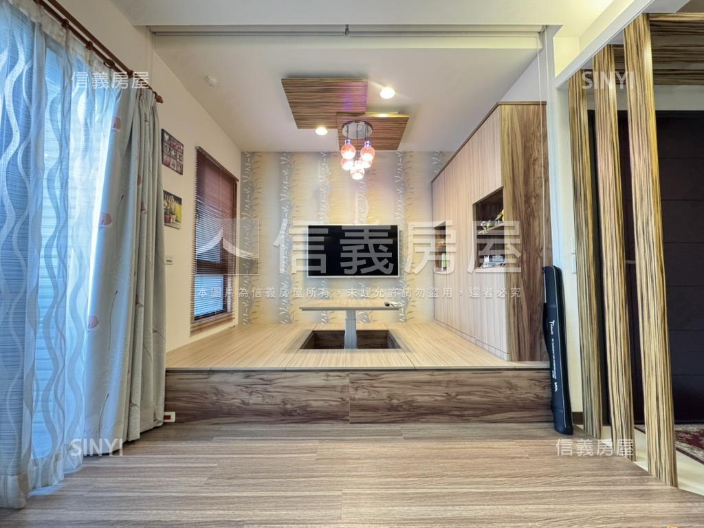 伯爵與夫人精美兩房車位房屋室內格局與周邊環境