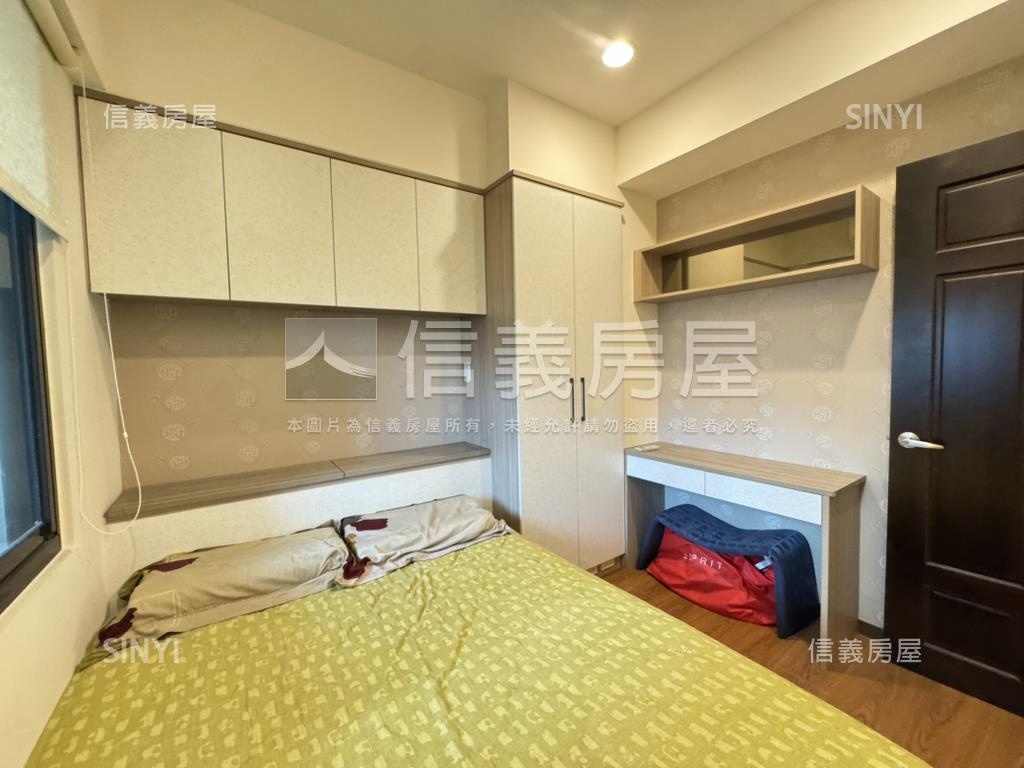 伯爵與夫人精美兩房車位房屋室內格局與周邊環境