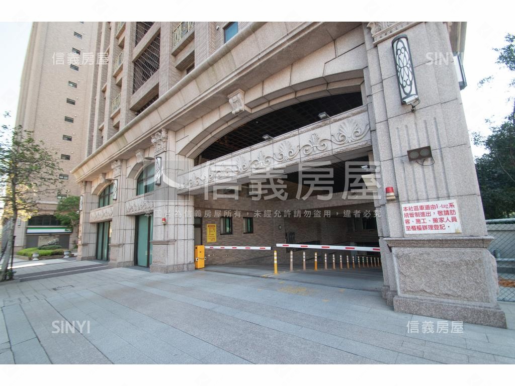 伯爵與夫人精美兩房車位房屋室內格局與周邊環境