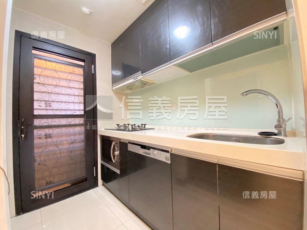 藝文中路麗思高樓兩房房屋室內格局與周邊環境