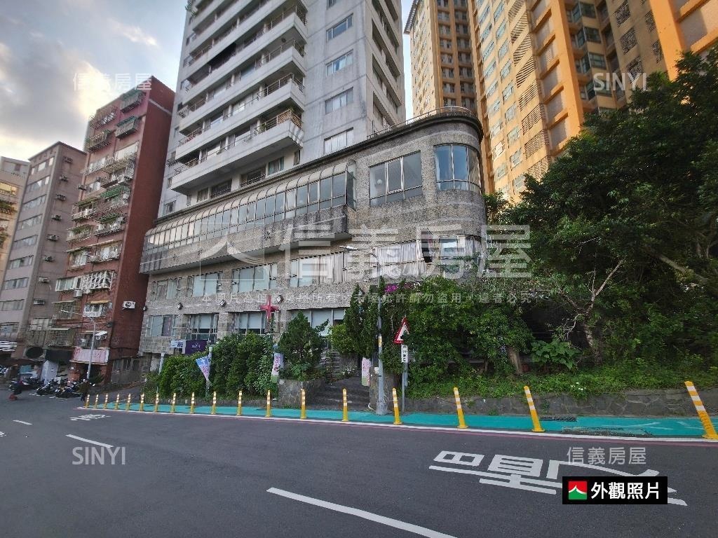 新店捷運碧潭金雞母房屋室內格局與周邊環境