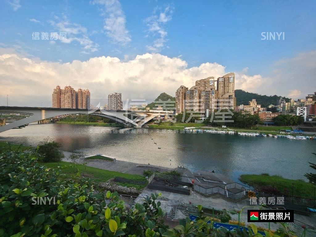 新店捷運碧潭金雞母房屋室內格局與周邊環境