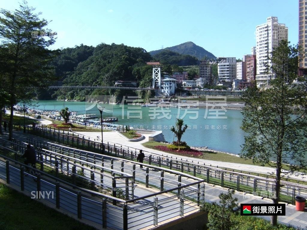 新店捷運碧潭金雞母房屋室內格局與周邊環境