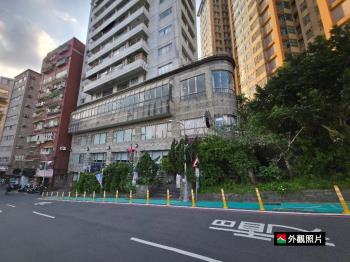 新店捷運碧潭金雞母