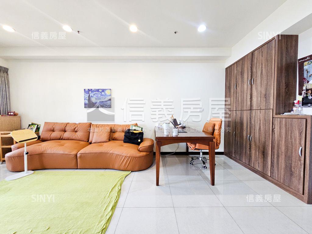 近交流道玉山景觀３房車位房屋室內格局與周邊環境