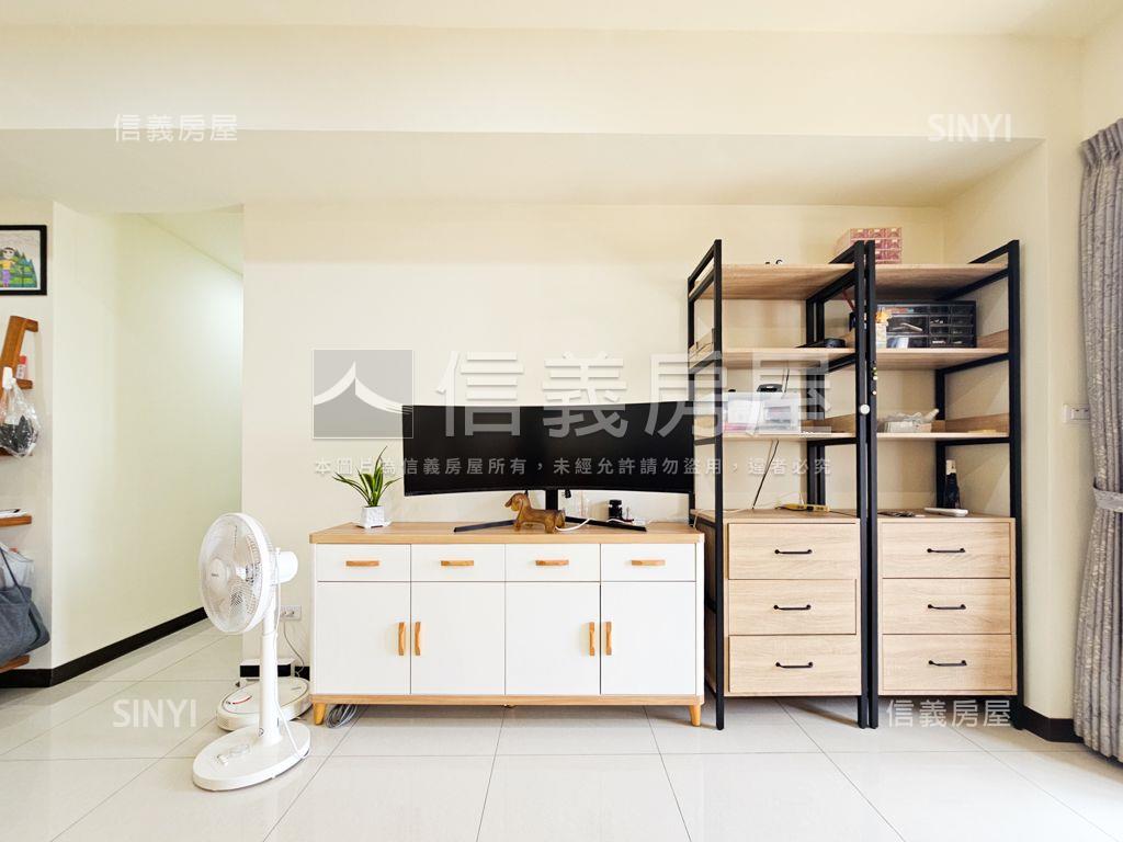 近交流道玉山景觀３房車位房屋室內格局與周邊環境