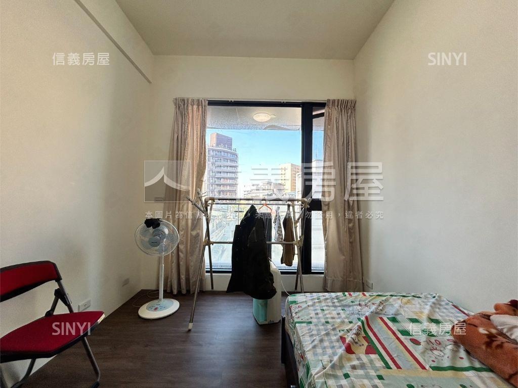 仁愛東里★質感豪邸附車位房屋室內格局與周邊環境