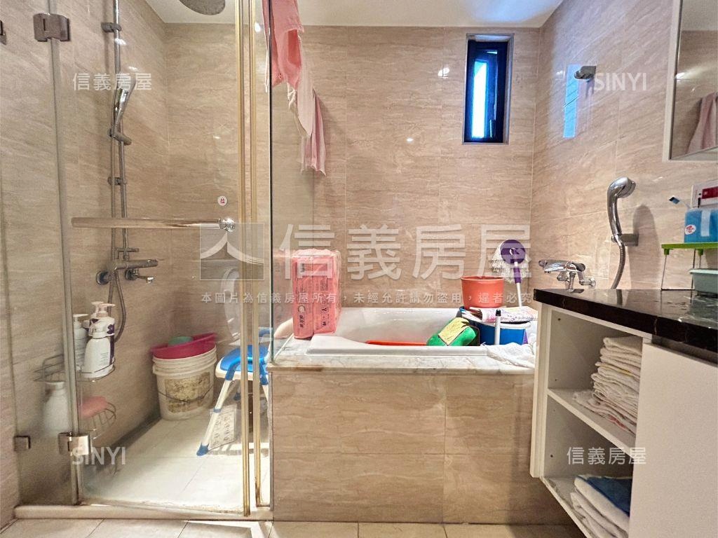 仁愛東里★質感豪邸附車位房屋室內格局與周邊環境