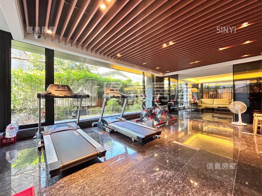 仁愛東里★質感豪邸附車位房屋室內格局與周邊環境