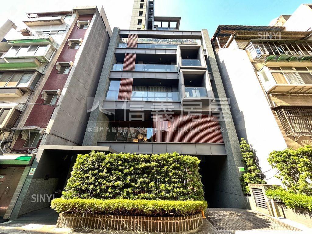 仁愛東里★質感豪邸附車位房屋室內格局與周邊環境