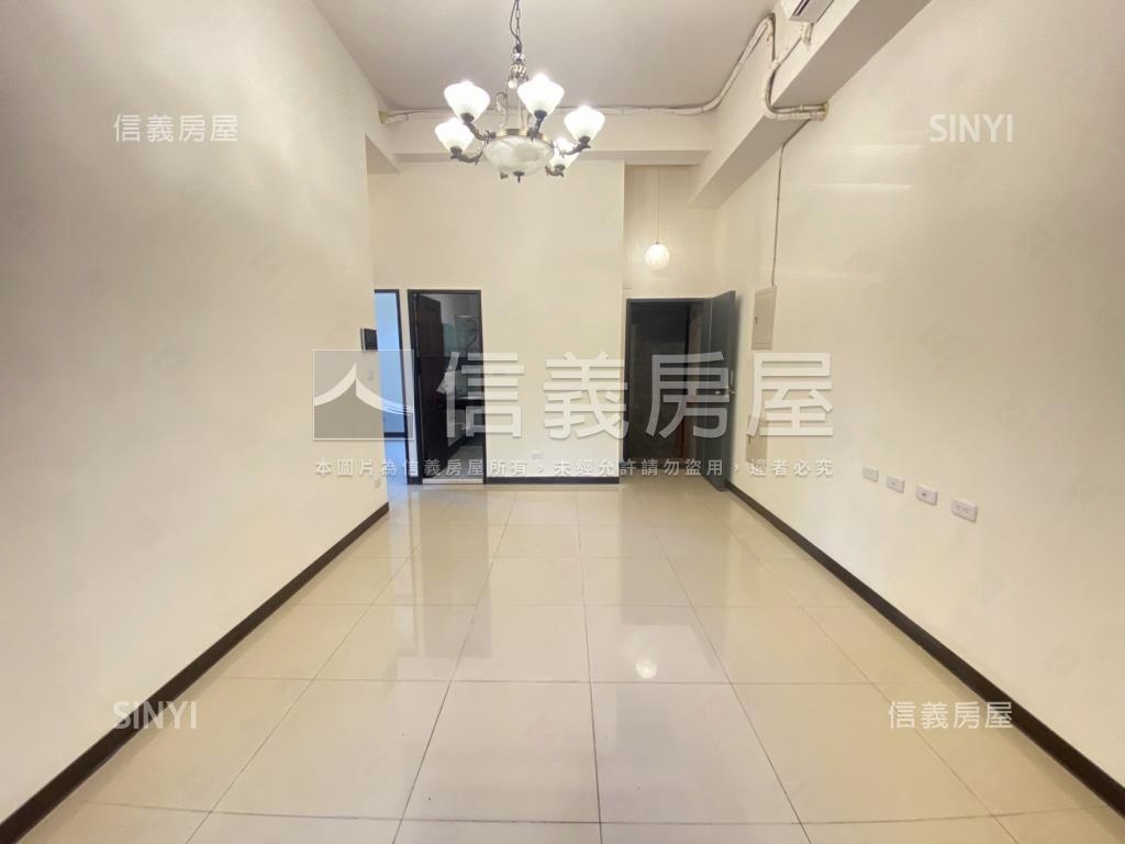 寓上樂灣２房車位房屋室內格局與周邊環境