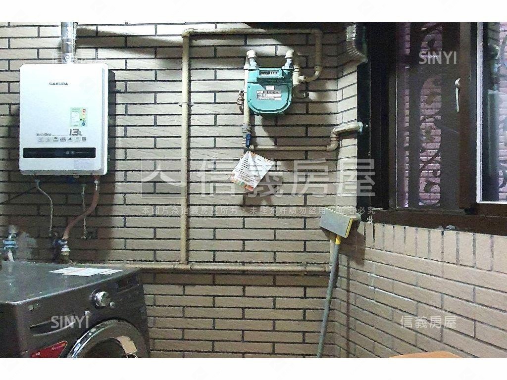 早安康橋３房車位稀有釋出房屋室內格局與周邊環境
