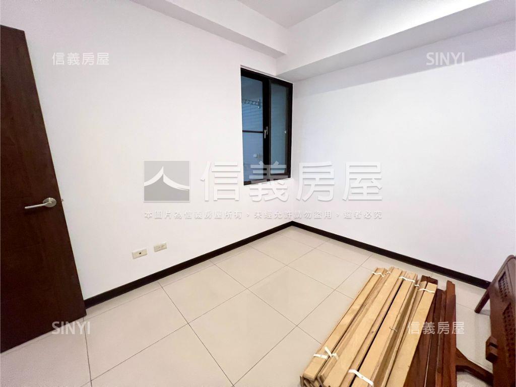 哈佛書香雅境三房車位房屋室內格局與周邊環境